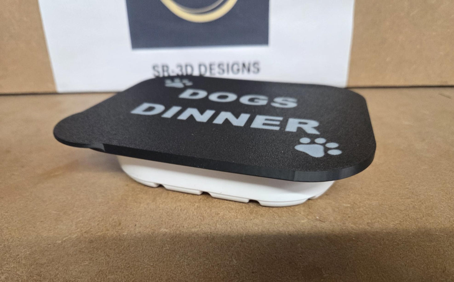 Wainwright's, Forthglade, Harringtons and Naturo Dog food Tray lid