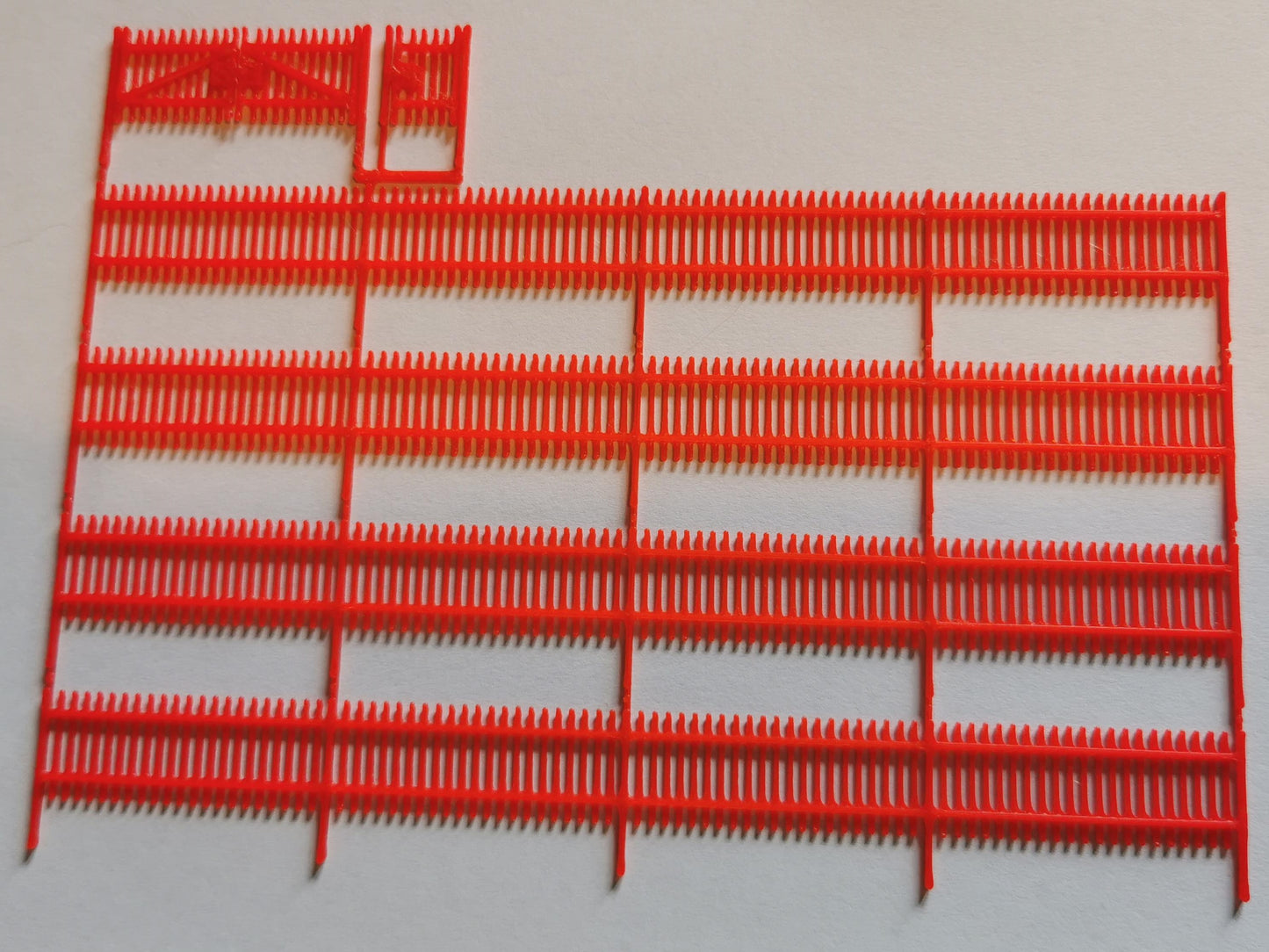 Model railway Scenery 1:160 Scale 8 foot Security Fencing N Gauge