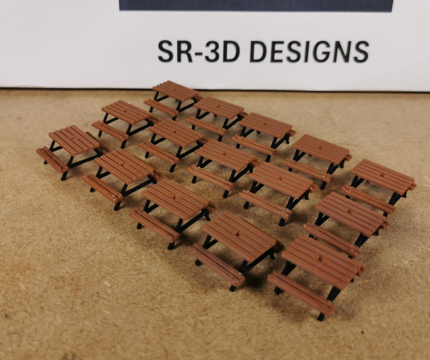 OO Gauge 00 Model Railway Picnic Table/Pub garden seats. 3D printed, Hand Painted