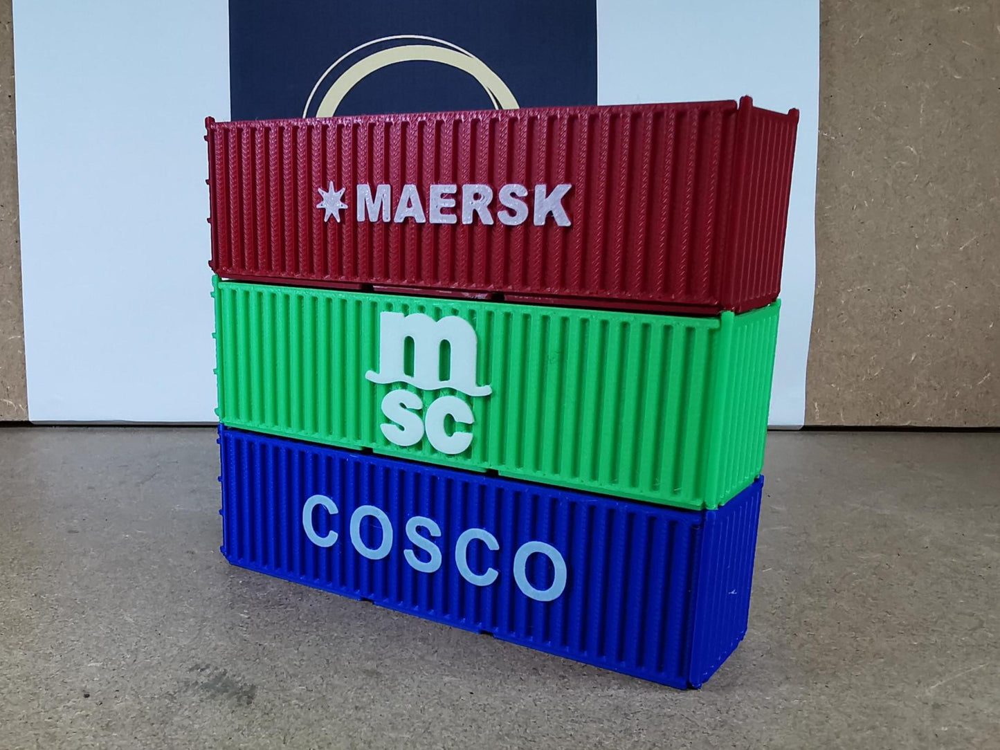 OO Gauge 1/76 30ft Shipping Container Model Railway Accessories & Scenery