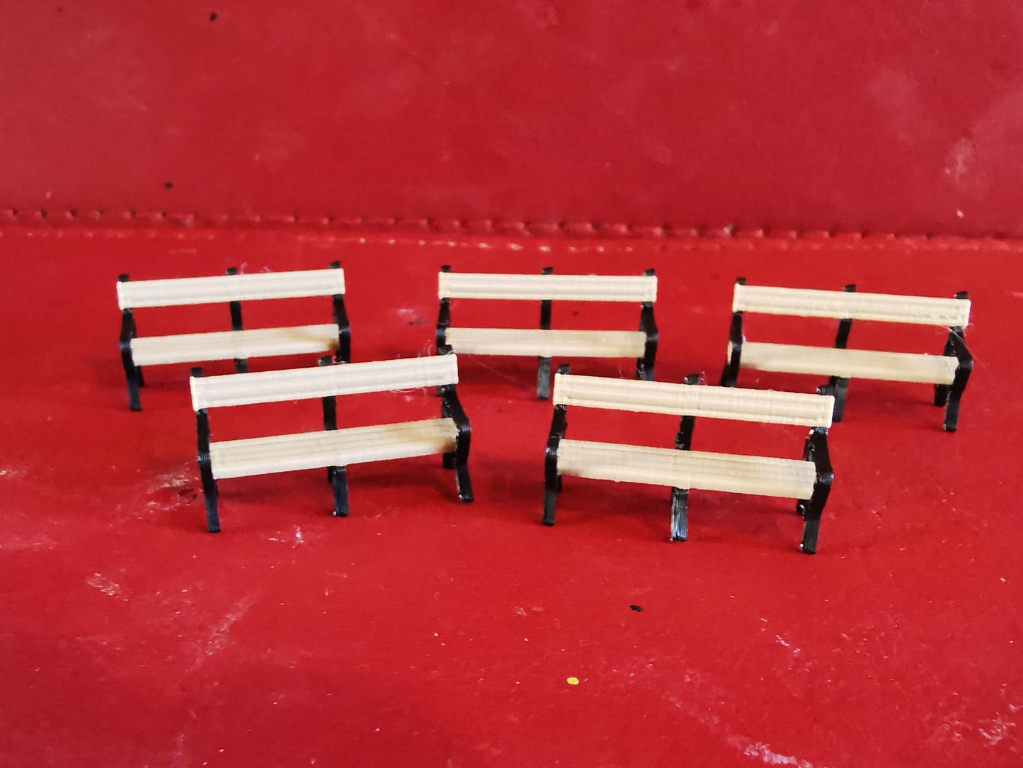 OO Gauge 00 Model Railway Six Leg Park Bench Platform seating 3D printed