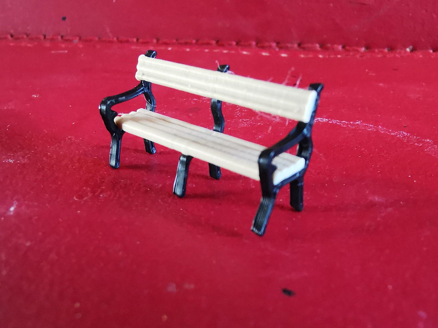 OO Gauge 00 Model Railway Six Leg Park Bench Platform seating 3D printed