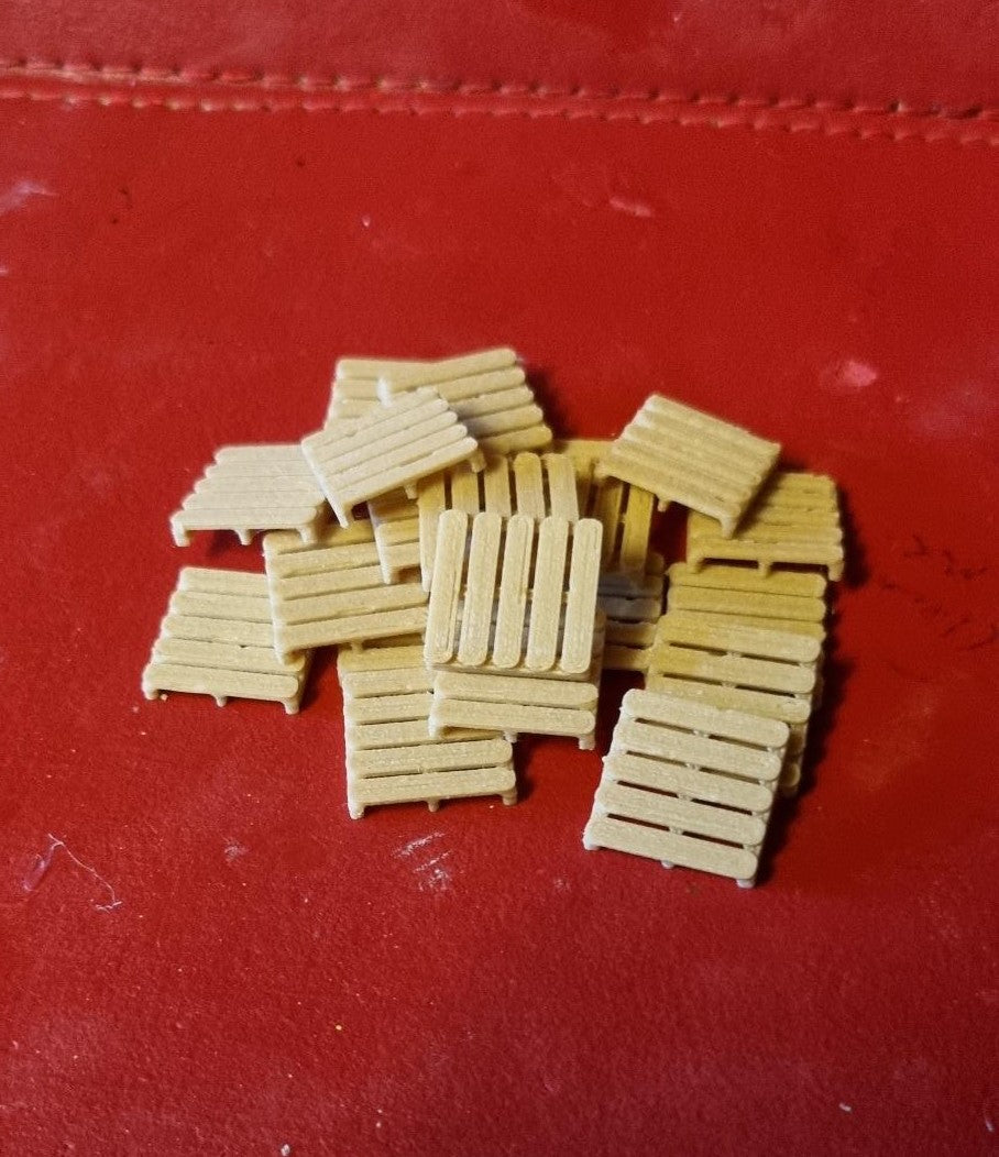 30 Wooden Pallets OO Gauge Model Railway 3D Printed