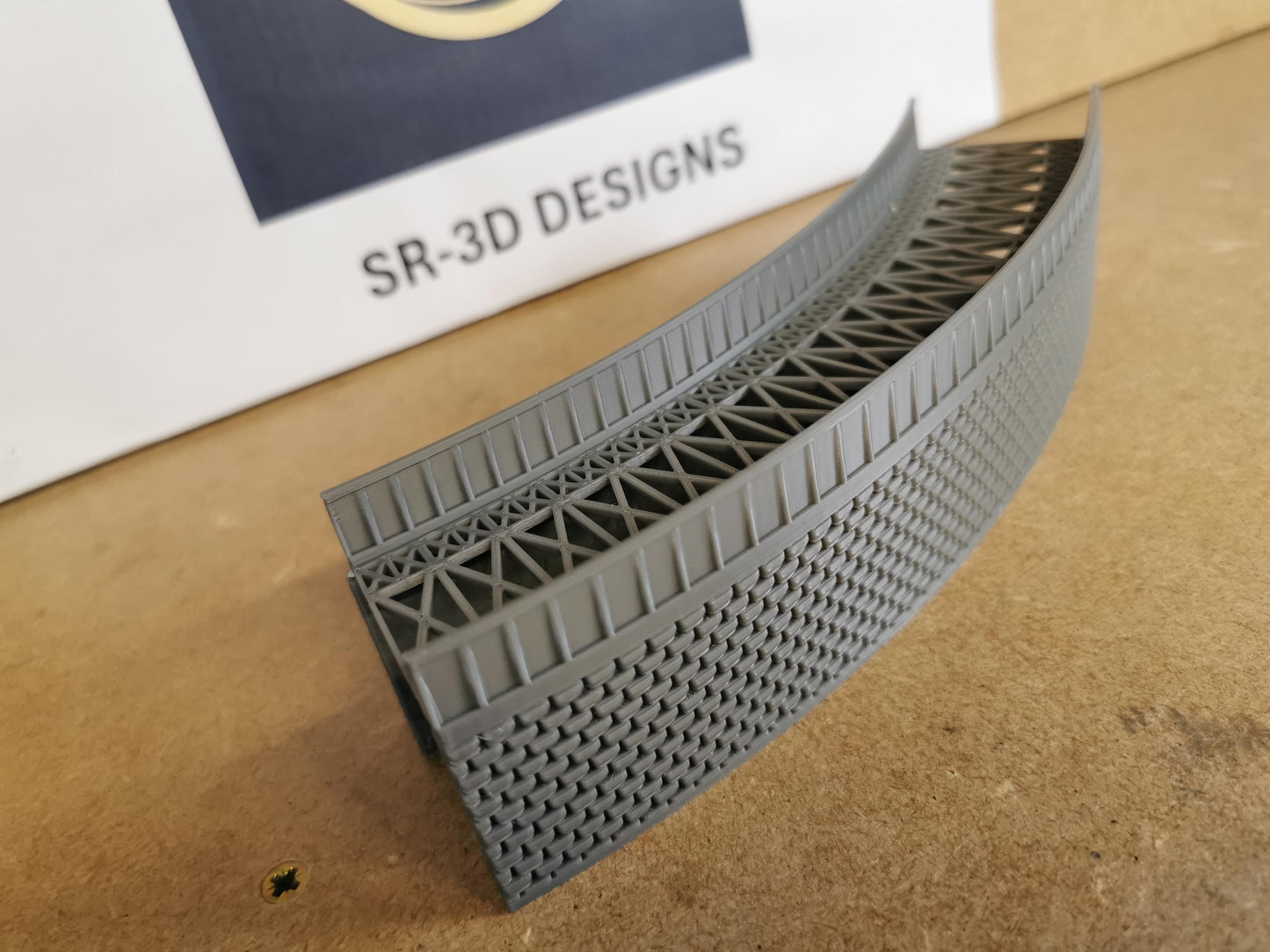 N Gauge Curved Retaining walls for 1,2,3 and 4 Radius bridges
