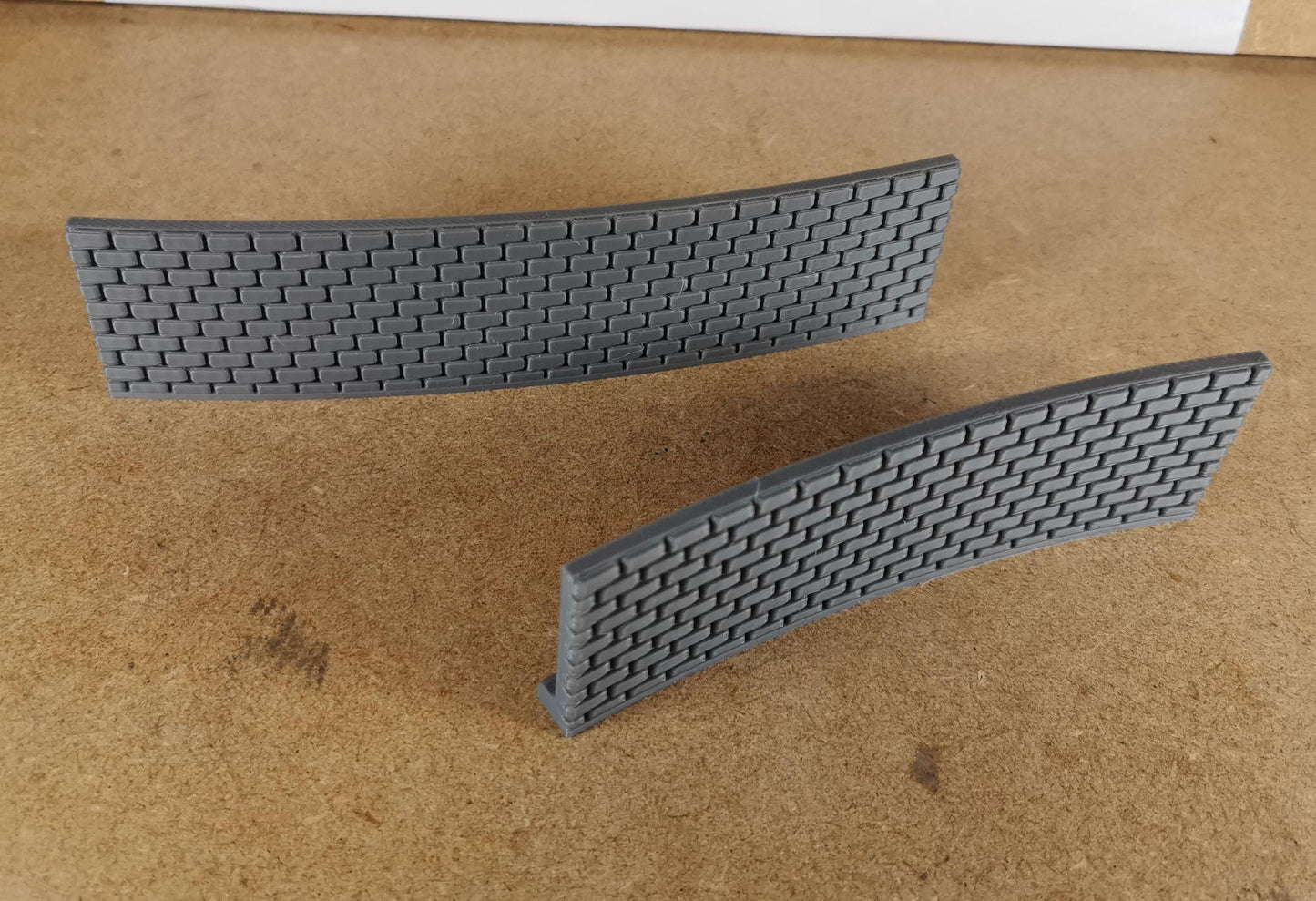 TT Gauge Curved Retaining walls for  1,2,3 and 4 Radius bridges