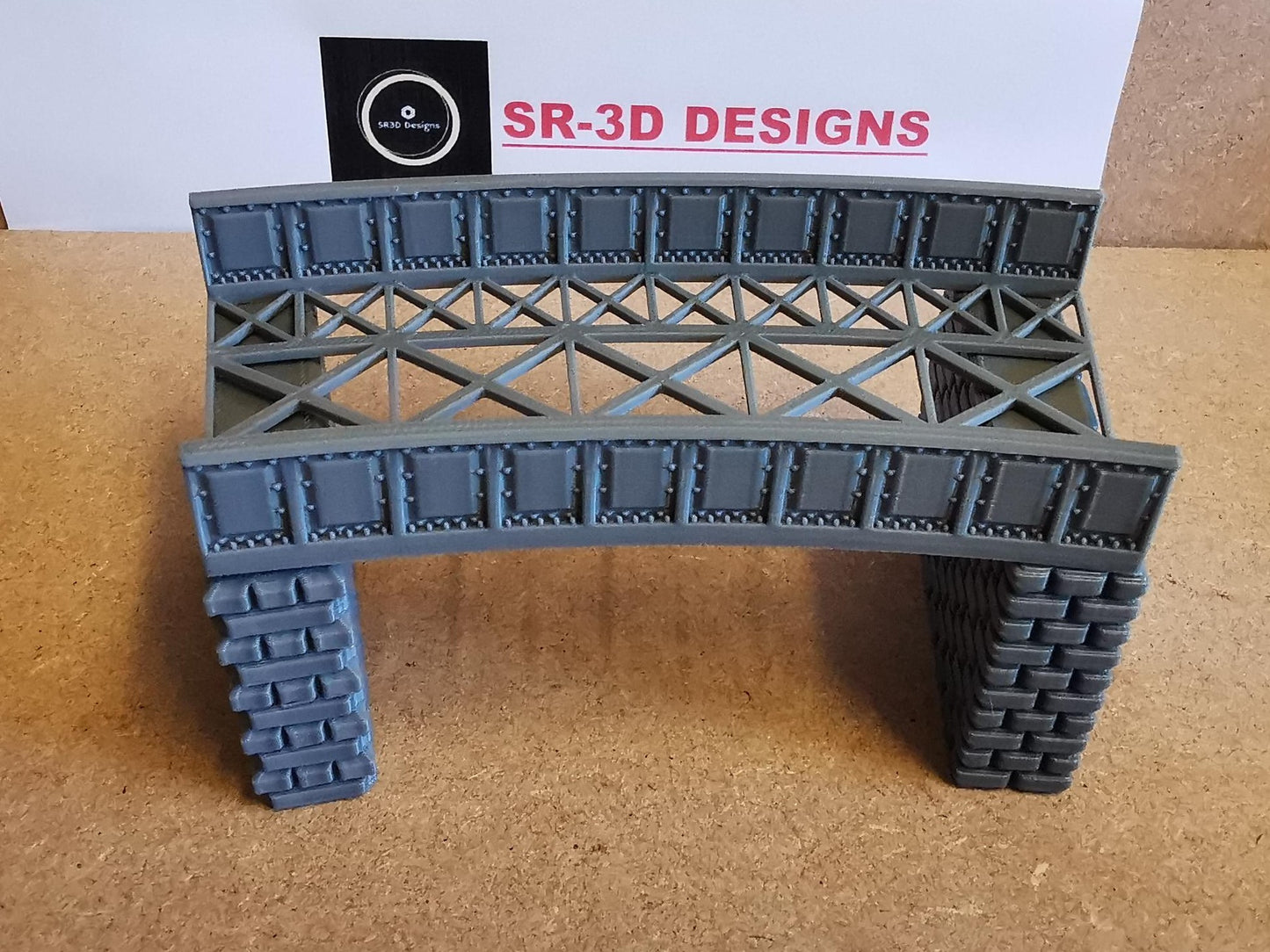 Bridge Supports for 00, TT and N Gauge Suitable for Radius Bridges