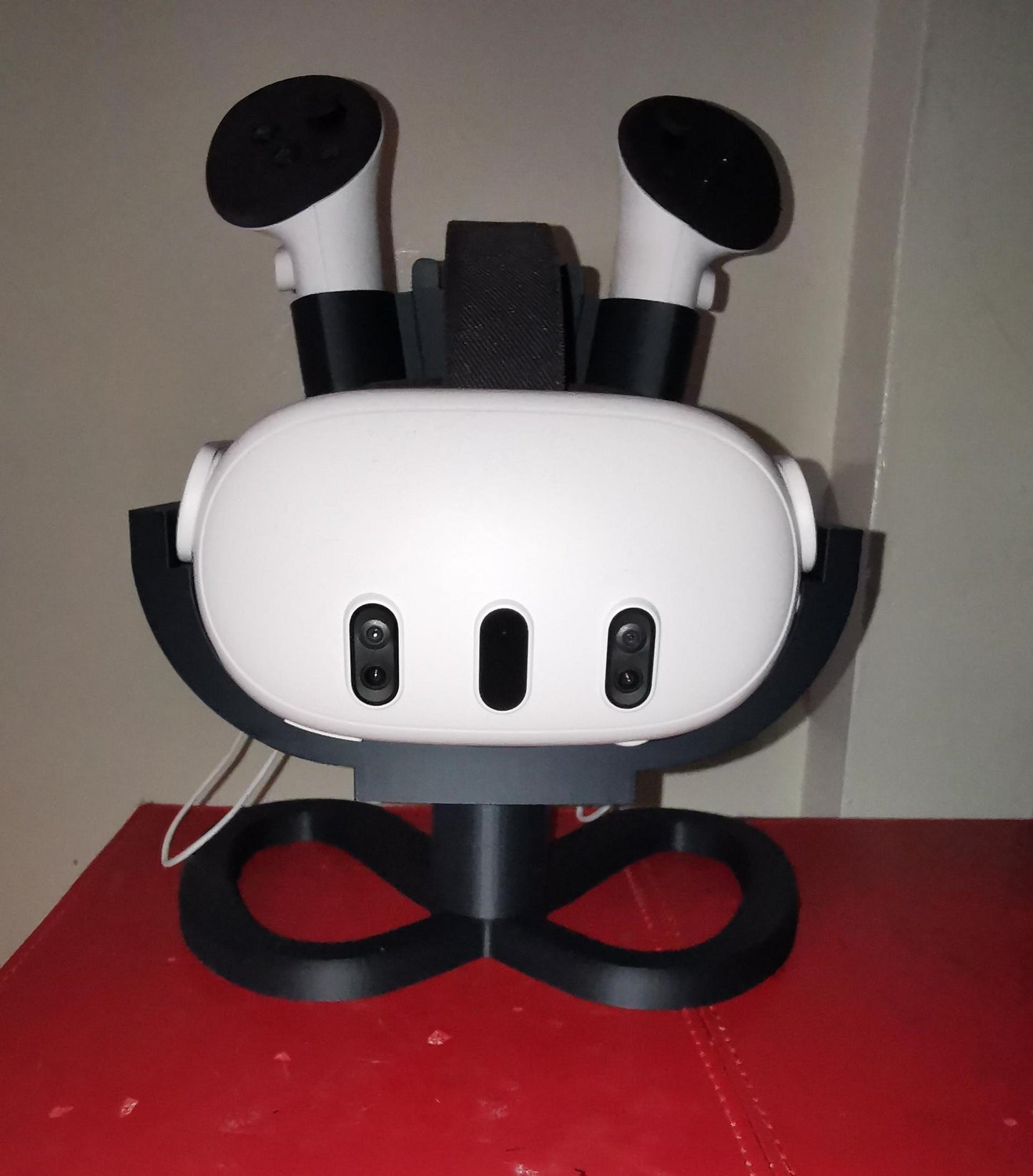 VR Headset Stand Compatible with Meta Quest 3