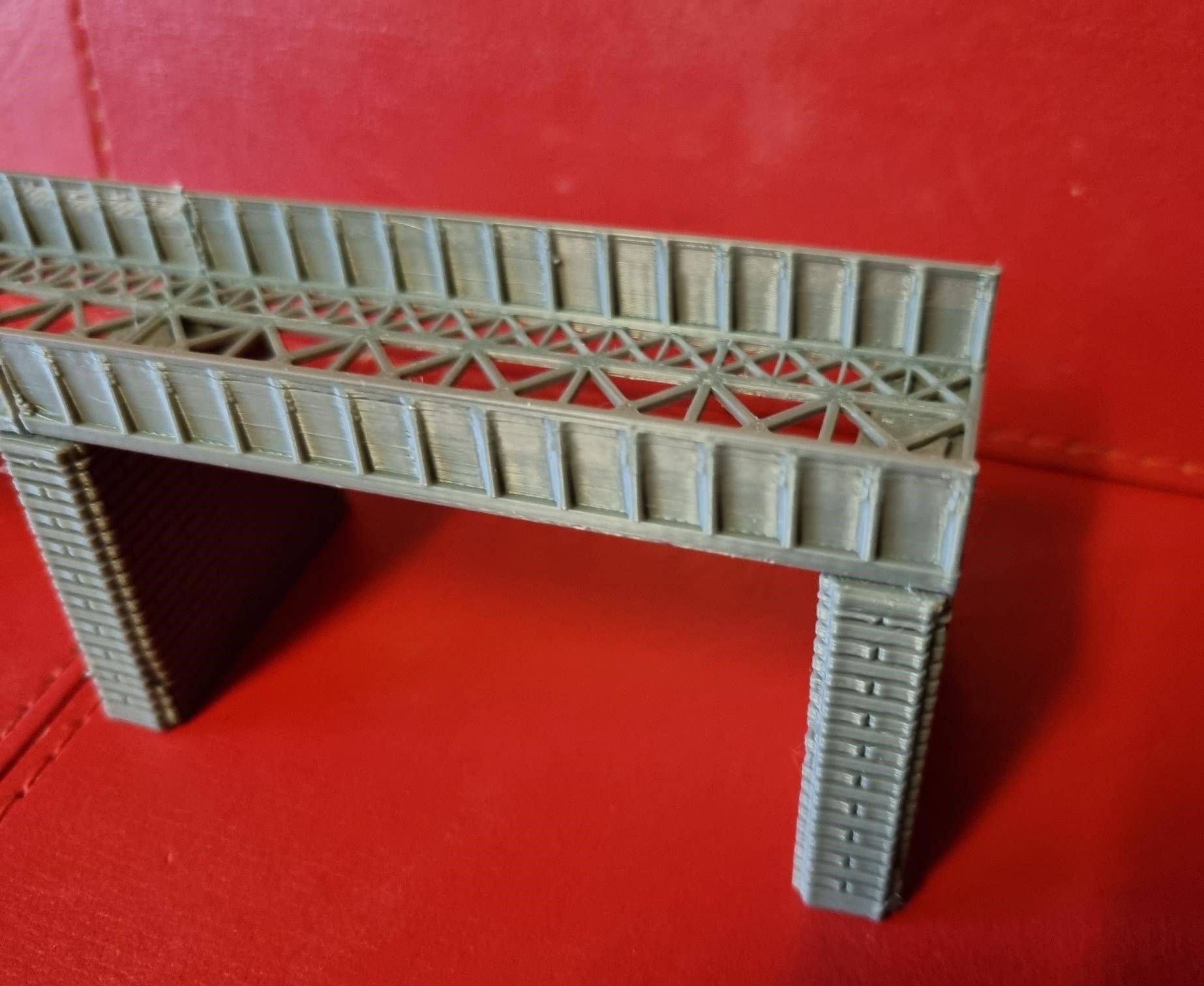 N Gauge Girder style bridge 3D Printed in grey With 3 support Pillars ...