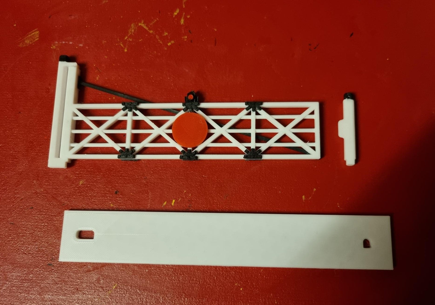 0 Gauge Level Crossing Gate 3D Printed