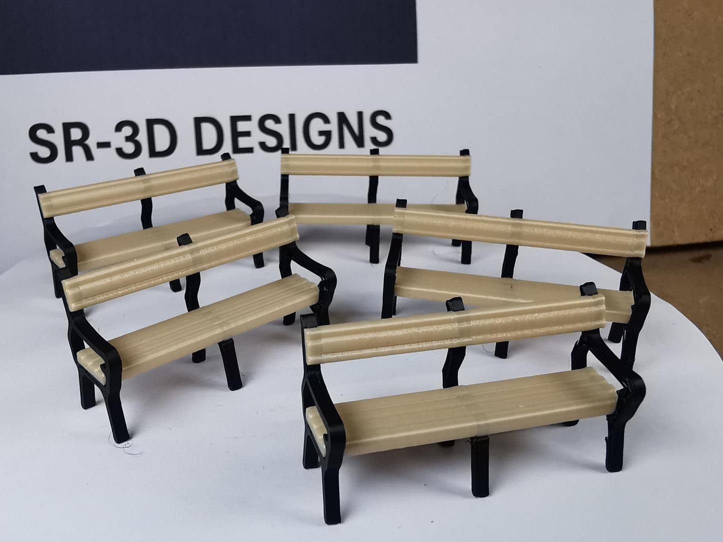 0 Gauge  1:48 Model Railway Six Leg Park Benches Platform seating 3D printed