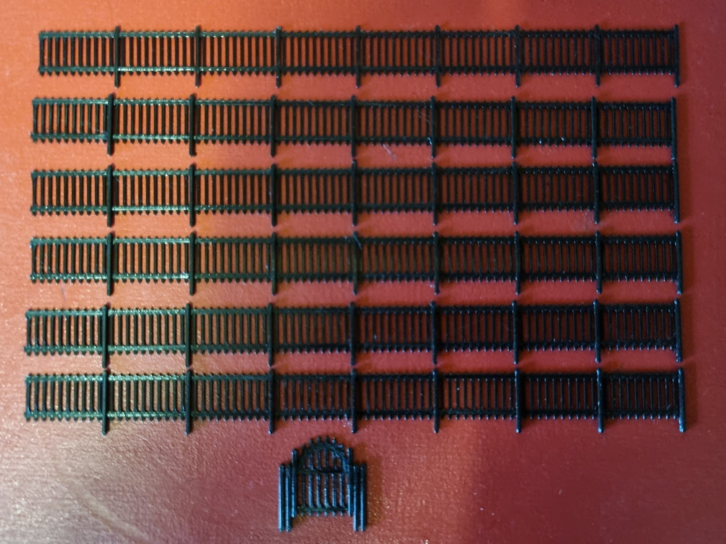 Model Railway OO gauge, 1:76 scale Fence. Iron Railings with gate Blac ...