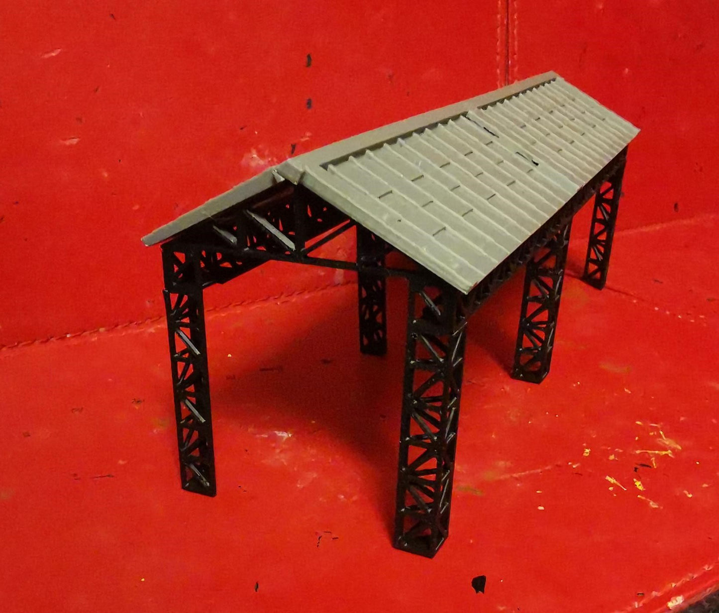 00 Gauge 1:76 Scale open Locomotive shed 3D Printed