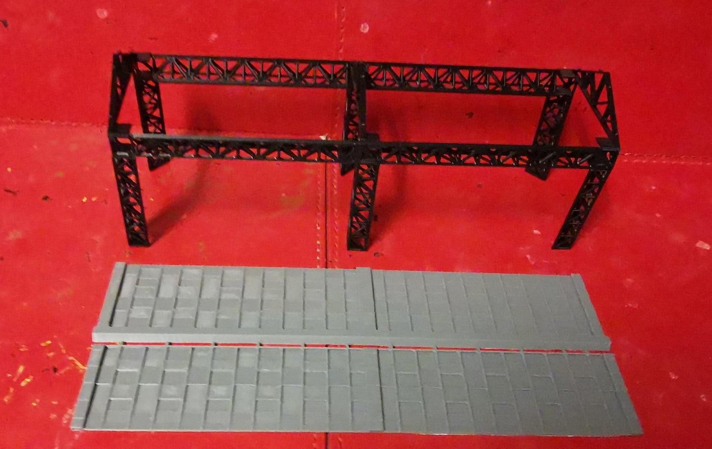 00 Gauge 1:76 Scale open Locomotive shed 3D Printed