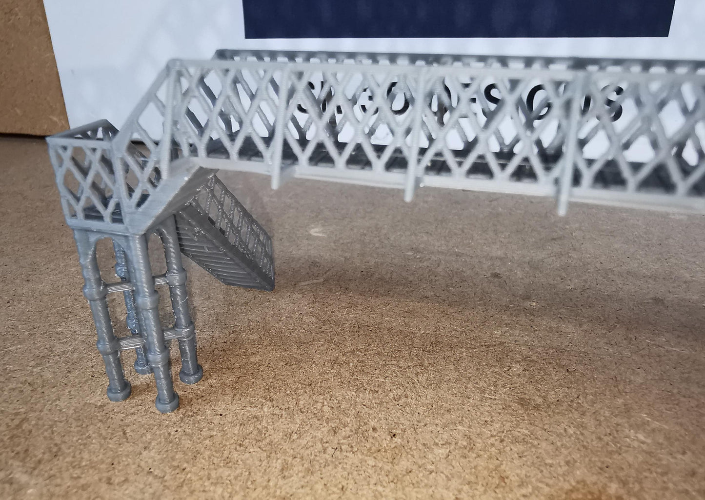 N Gauge 1:160 Model Railway pedestrian footbridge Walkway