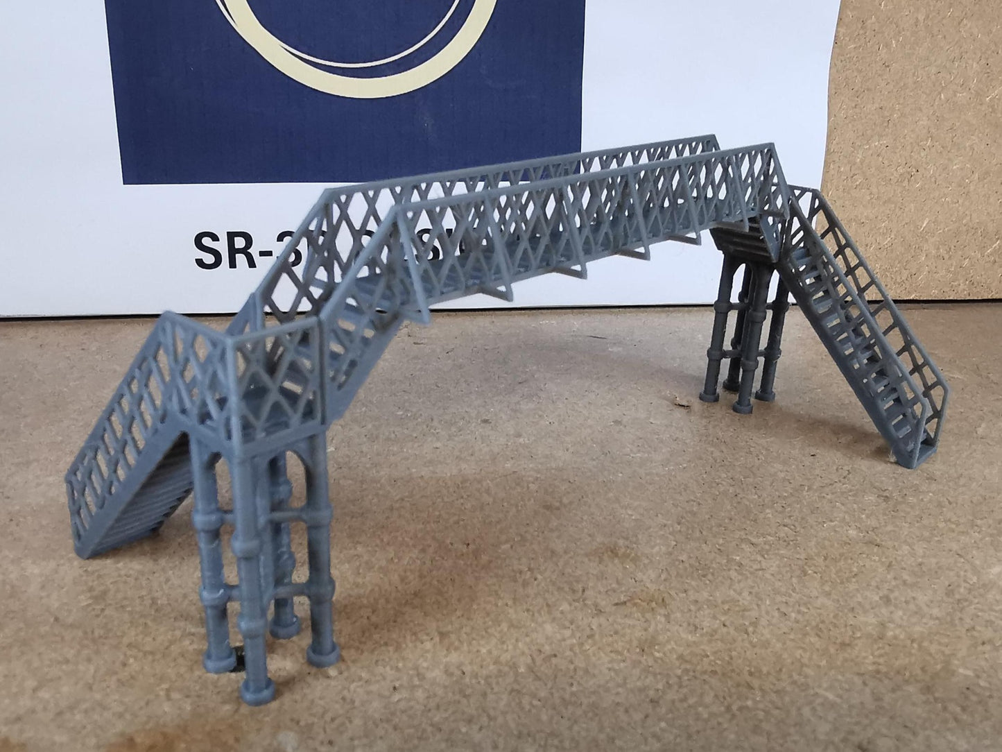 TT Gauge 1:120 Model Railway pedestrian footbridge Walkway