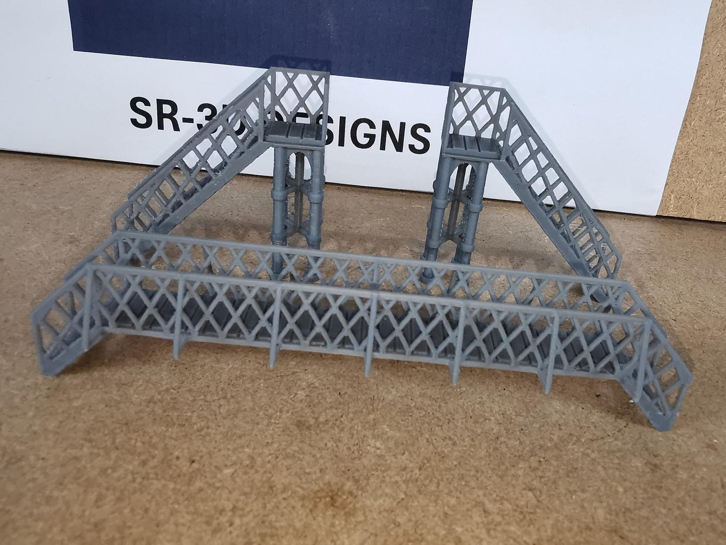 TT Gauge 1:120 Model Railway pedestrian footbridge Walkway