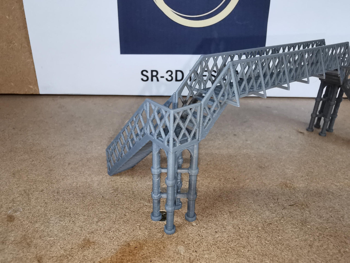 TT Gauge 1:120 Model Railway pedestrian footbridge Walkway