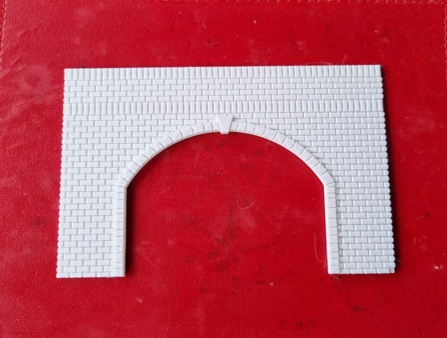 00 gauge Double track tunnel portal 3D printed with brick detail