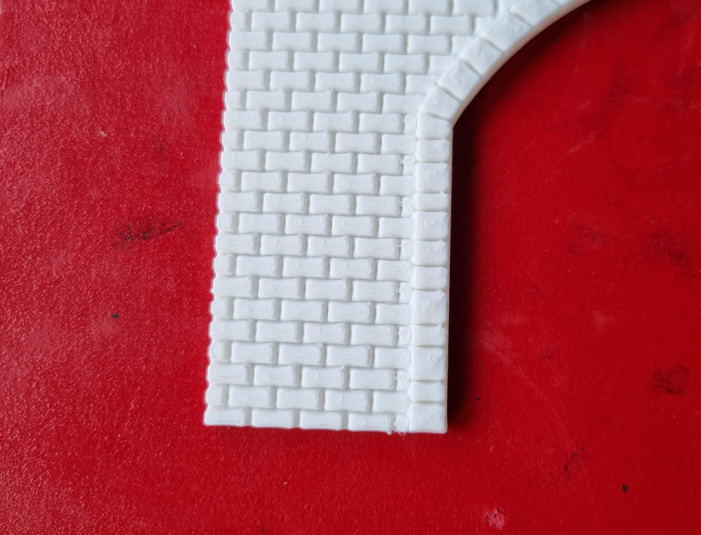 00 gauge Double track tunnel portal 3D printed with brick detail