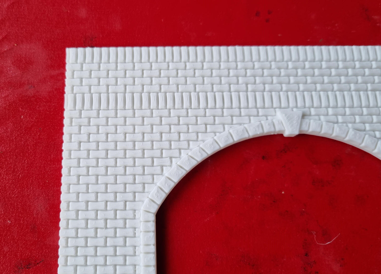 00 gauge Double track tunnel portal 3D printed with brick detail